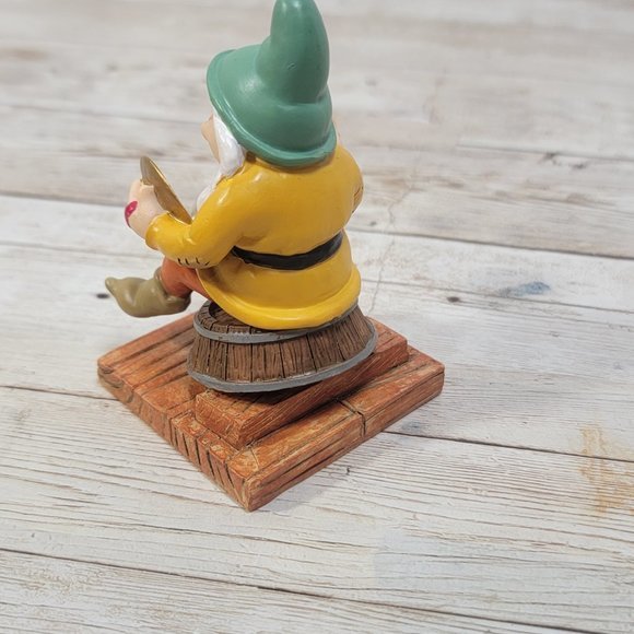 Walt Disney Figure Snow White & 65th Anniversary Bashful 2002 Enesco - Picture 6 of 13